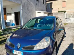Usata 2006 Renault Clio II Due volumi | 2700 € (Buon prezzo)
