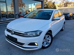 Bianco Usata 2019 VW Polo Comfortline Tre volumi | 12.950 € (Buon prezzo)