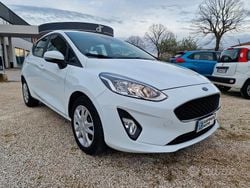 Bianco Usata 2020 Ford Fiesta Business Edition Tre volumi | 12.490 € (Buon prezzo)