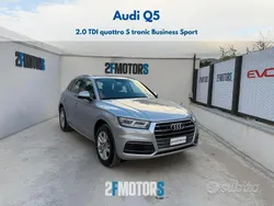 Grigio Usata 2018 Audi Q5 Business SUV | 25.900 € (Buon prezzo)
