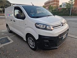 Bianco Usata 2017 Citroën Jumpy Comfort Monovolume | 12.500 € (Molto cara)