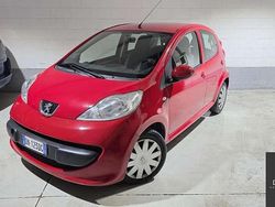 Rosso Usata 2008 Peugeot 107 Due volumi | 3500 € (Ottimo prezzo)