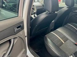 Bianco Usata 2011 Ford Kuga Titanium SUV | 8000 € (Buon prezzo)