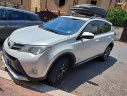 Usata 2015 Toyota RAV4 Style SUV | 10.500 € (Ottimo prezzo)