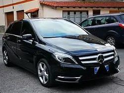 Nero Usata 2013 Mercedes B180 Monovolume | 8600 €