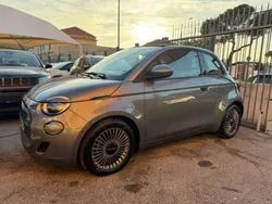 Grigio Usata 2021 Fiat 500e Icon Cabrio | 16.490 € (Ottimo prezzo)
