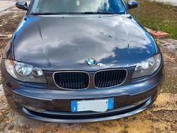 Grigio Usata 2007 BMW 120 Due volumi | 4850 € (Molto cara)