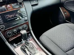 Grigio Usata 2004 Mercedes 220 Classic Station wagon | 2000 €