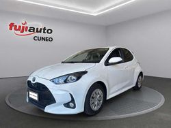 Bianco Usata 2022 Toyota Yaris Hybrid Active Due volumi | 14.900 € (Ottimo prezzo)