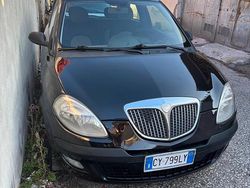 Nero Usata 2005 Lancia Ypsilon Due volumi | 2000 €
