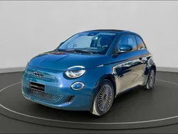 Blu metallizzato Usata 2021 Fiat 500e Icon Cabrio | 18.300 € (Buon prezzo)
