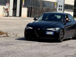 Usata 2017 Alfa Romeo Giulia Super Tre volumi | 17.300 € (Buon prezzo)