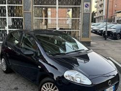 Blu Usata 2011 Fiat Grande Punto Due volumi | 3150 € (Ottimo prezzo)