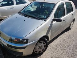 Grigio Usata 2001 Fiat Punto Due volumi | 950 € (Buon prezzo)