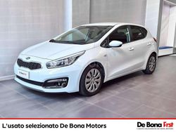 Bianco Usata 2016 Kia Ceed Active Due volumi | 9900 € (Buon prezzo)