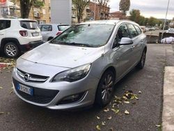 Grigio chiaro Usata 2014 Opel Astra Cosmo Station wagon | 3300 € (Ottimo prezzo)