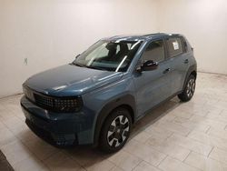 Blu Nuova 2025 Fiat Panda Business SUV | 20.990 €