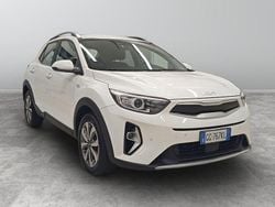 Bianco Usata 2021 Kia Stonic Style SUV | 14.900 € (Buon prezzo)