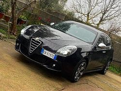 Nero Usata 2013 Alfa Romeo Giulietta Due volumi | 7000 €