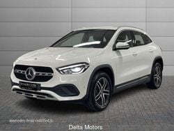 Bianco Usata 2021 Mercedes 180 Tre volumi | 29.400 € (Molto cara)