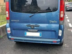 Blu/azzurro Usata 2011 Renault Trafic Furgone | 11.000 € (Buon prezzo)