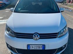 Bianco Usata 2010 VW Touran Monovolume | 10.900 € (Cara)