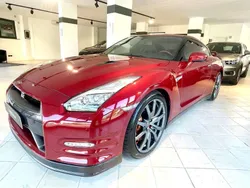 Regal red Usata 2015 Nissan GT-R Premium Edition Coupé | 93.500 €