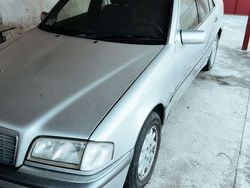 Argento Usata 1998 Mercedes C250 Elegance Tre volumi | 2700 €
