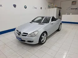 Argento Usata 2006 Mercedes SLK200 Cabrio | 11.900 € (Buon prezzo)