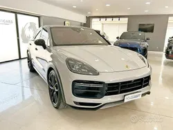 Grigio gesso Usata 2023 Porsche Cayenne Turbo GT SUV | 159.000 €