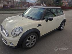 Bianco Usata 2011 Mini Cooper Due volumi | 7000 € (Buon prezzo)