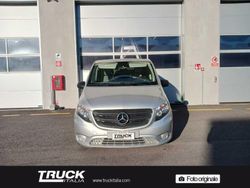 Argento Usata 2021 Mercedes Vito Furgone | 27.938 € (Molto cara)