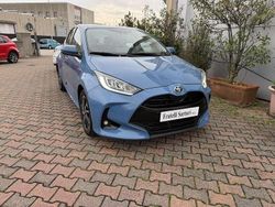 Blu/azzurro Usata 2021 Toyota Yaris Hybrid Trend Tre volumi | 15.899 € (Buon prezzo)