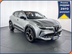 Nero Nuova 2025 Alfa Romeo Junior SUV | 27.800 € (Buon prezzo)