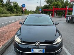 Grigio Usata 2018 VW Golf Highline Tre volumi | 17.500 € (Buon prezzo)