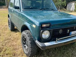Usata 2003 Lada niva SUV | 4500 € (Buon prezzo)