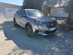 Grigio Usata 2023 Peugeot 2008 Allure SUV | 19.800 € (Cara)