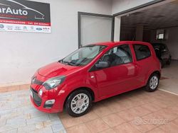 Rosso Usata 2012 Renault Twingo Due volumi | 4200 € (Buon prezzo)