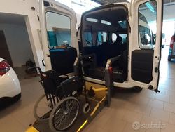 Bianco Usata 2011 Fiat Doblò Monovolume | 9900 €