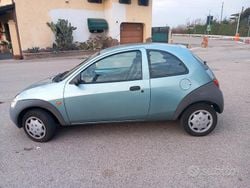 Usata 2000 Ford Ka Tre volumi | 1300 € (Super prezzo)