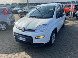 Bianco Usata 2023 Fiat Panda S Due volumi | 9990 € (Buon prezzo)