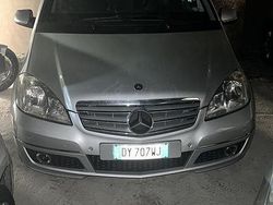 Argento Usata 2009 Mercedes A170 Avantgarde Tre volumi | 2690 € (Super prezzo)