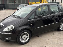 Nero Usata 2012 Lancia Musa Gold Monovolume | 5999 € (Buon prezzo)