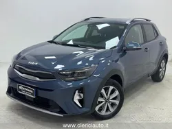 Blu Usata 2024 Kia Stonic Style SUV | 16.900 € (Buon prezzo)