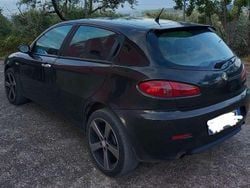 Nero Usata 2006 Alfa Romeo 147 Exclusive Due volumi | 1300 € (Ottimo prezzo)