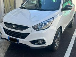Bianco Usata 2015 Hyundai ix35 Xpossible SUV | 8700 € (Cara)