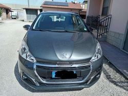 Usata 2017 Peugeot 208 Due volumi | 8000 € (Ottimo prezzo)