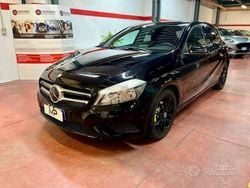 Nero Usata 2014 Mercedes A180 Tre volumi | 10.900 € (Buon prezzo)