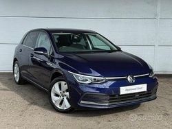 Blu Usata 2022 VW Golf VIII Style Tre volumi | 21.800 € (Buon prezzo)