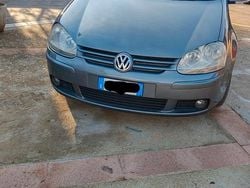 Usata 2005 VW Golf V | 2800 € (Buon prezzo)